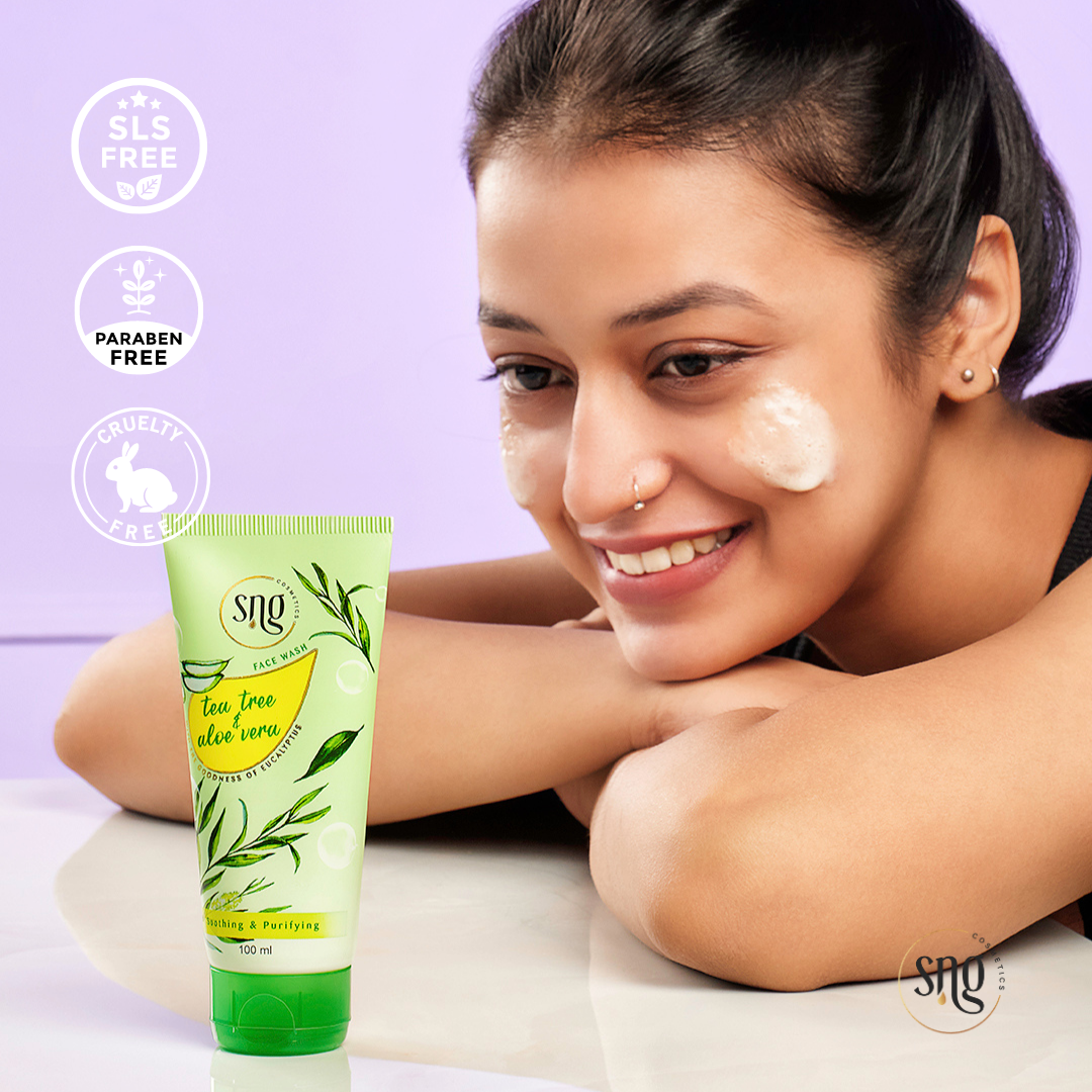 Oatmeal & Shea Butter Shower Gel + Aloevera and Vitamin E Light Hydra Boost Face Moisturiser + Tea Tree & Aloevera Facewash (500ml + 150ml + 100ml)